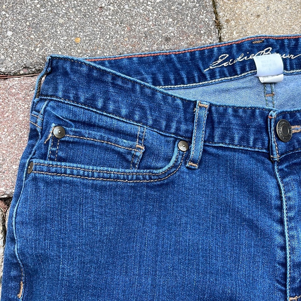 Eddie Bauer Straight Curvy Denim Blue Jeans Size 8 - Picture 4 of 12